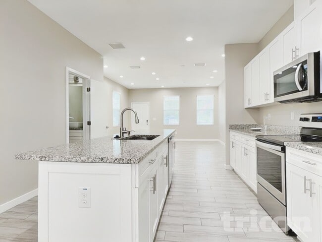 Photo - 8118 N Coolidge Ave