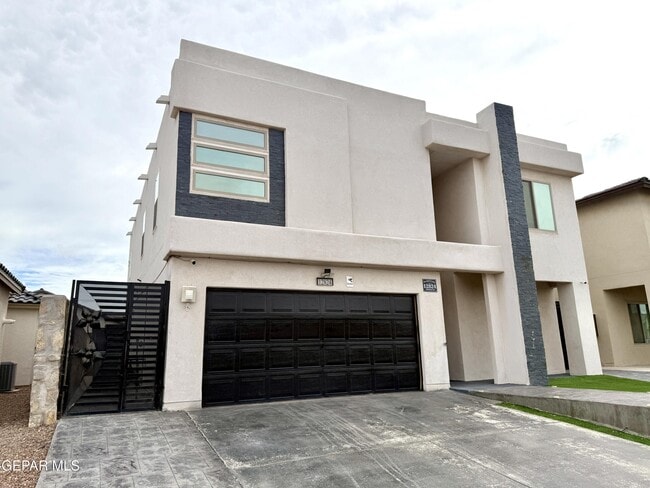 Photo - 12824 Linstead Ave