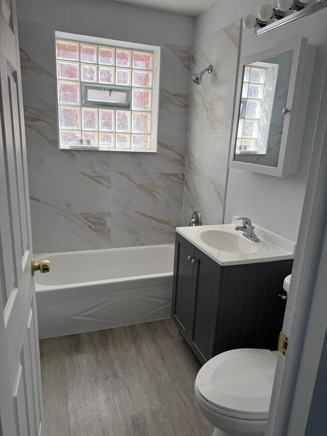 Photo - 8281 W Elizabeth Ave Unidad 3