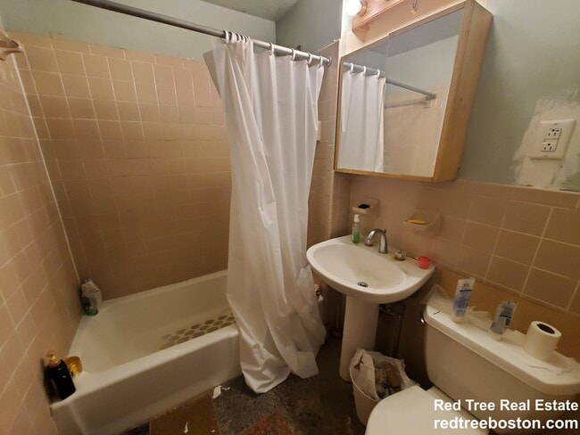 Photo - 3 Warwick St Unit 1