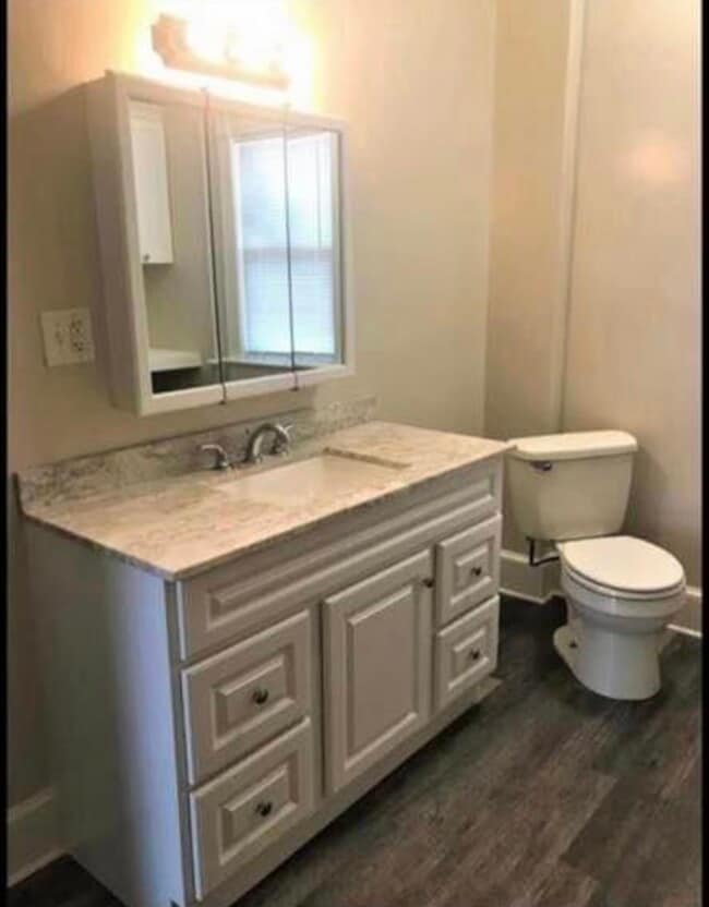 Photo - 99 Chapin St Unit 1