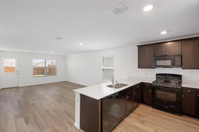 Photo - 5407 Majestro Wy