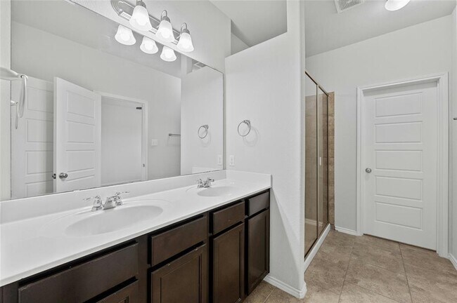 Photo - 9924 Milla Cir Unit 28