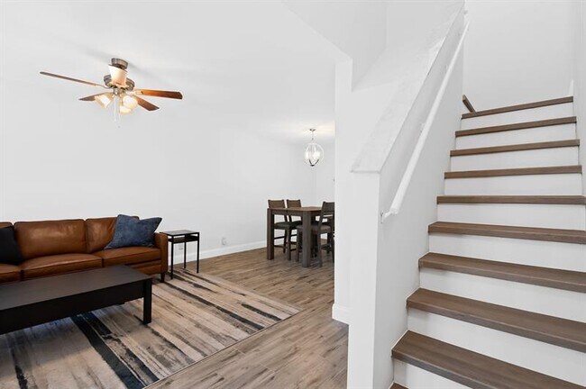 Photo - 344 City View Dr