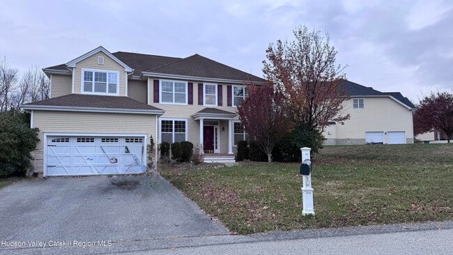 Building Photo - 245 Buttonwood Way