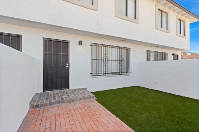 Photo - 2304 N 10th Ave