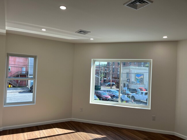 26-28 Market St