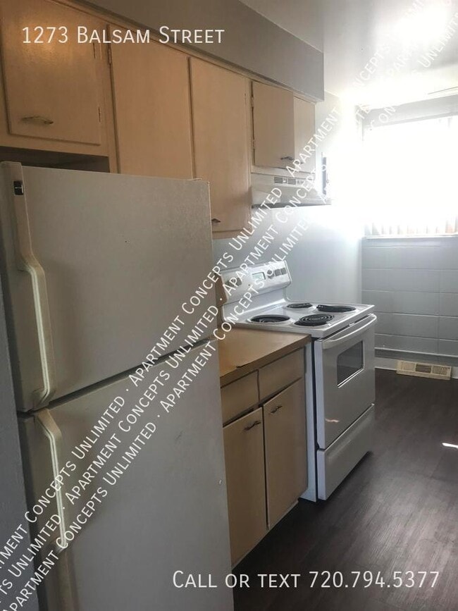 Photo - 1273 Balsam St