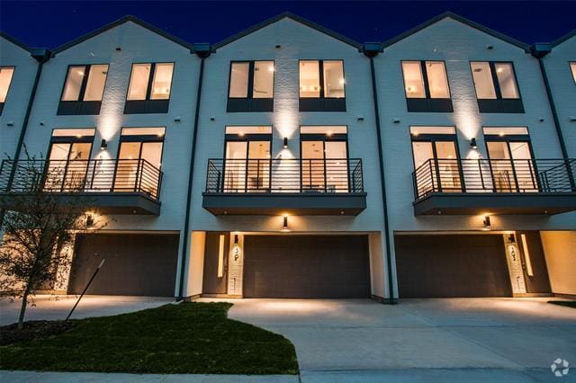 Building Photo - 4419 Cabell Dr Rental