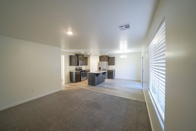 Photo - Spacious Townhome for Rent – Prime Location!