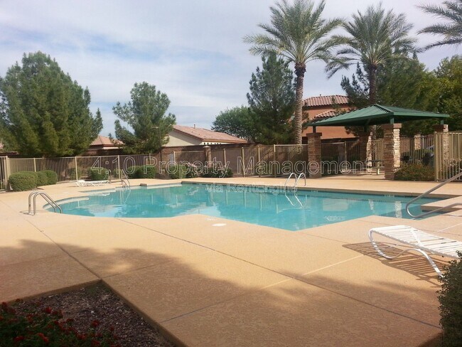 Photo - 2644 E Chester Dr