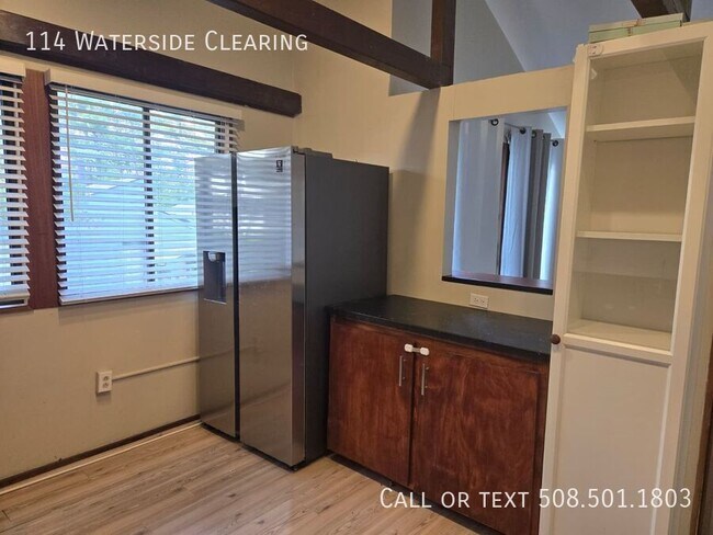 114 Waterside Clearing