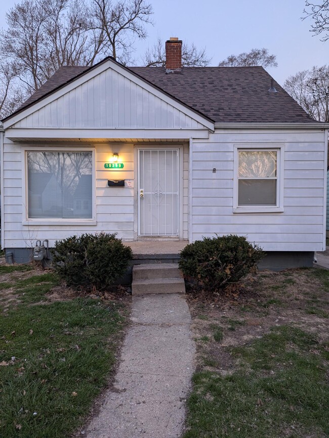Photo - 18359 Codding St House
