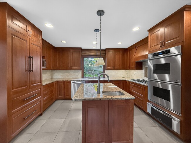 Photo - 5333 134th Ave SE