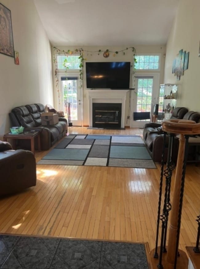 Photo - 1601 Vroom Dr