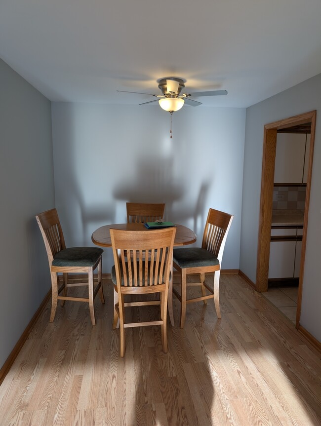 Building Photo - 9986 S 84th Ter Unit condo