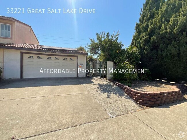 Building Photo - 33221 Great Salt Lake Dr Rental
