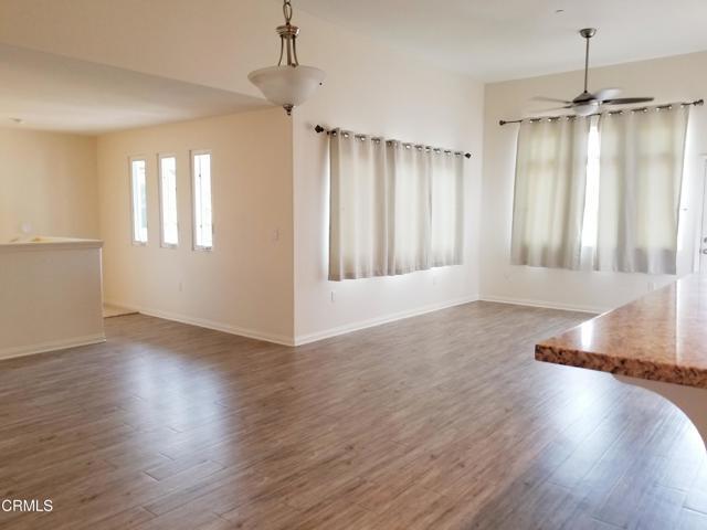 Photo - 992 Los Angeles Ave