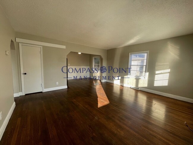 Photo - Spacious 3 bedroom and 1 bath house!