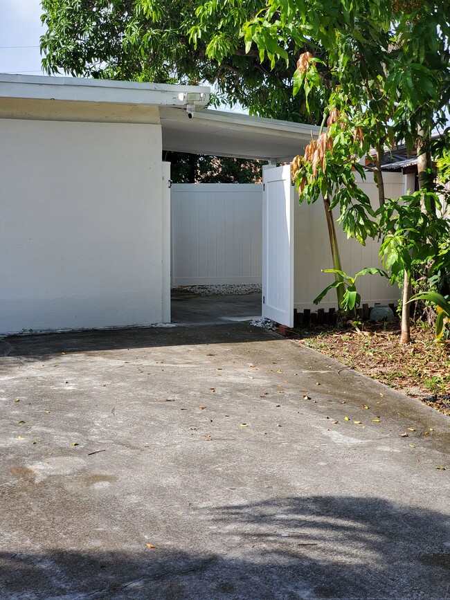 Front Entrance Gate - 410 SE 13th Ct House