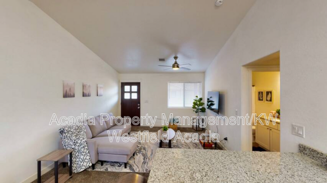 Photo - 561 N 10th Pl Condominio Unidad 103