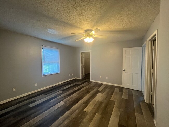 Photo - AVAILABLE NOW 3 BEDROOM 2 FULL BATHS PLENTY OF STORAGE.