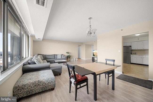 Photo - 3709 S George Mason Dr Unit 1508