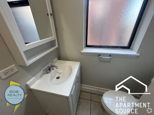 Building Photo - 365 E 59th St Unit 364-3 Rental