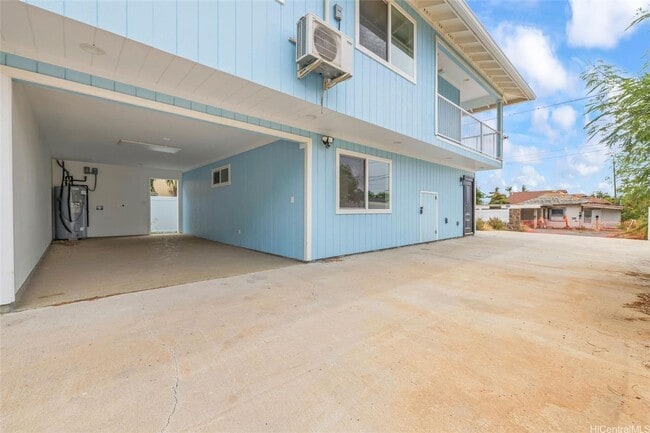 Building Photo - 87-1474 Akowai Rd Unit Upstairs Rental