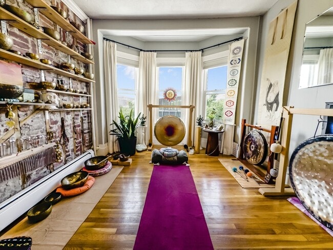 Photo - 148 Berkshire St Unidad 6