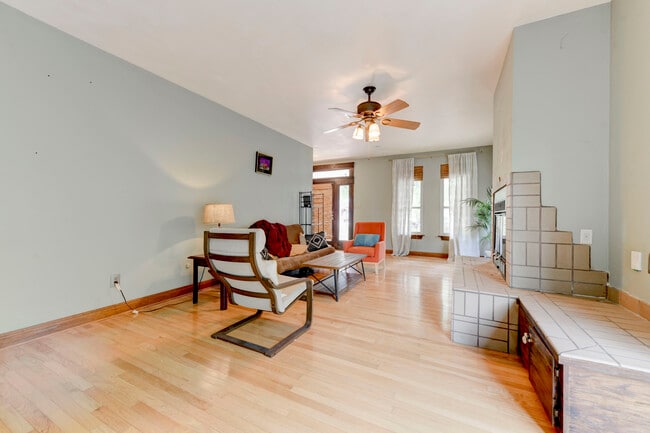 Photo - 13918 Hummingbird Ln