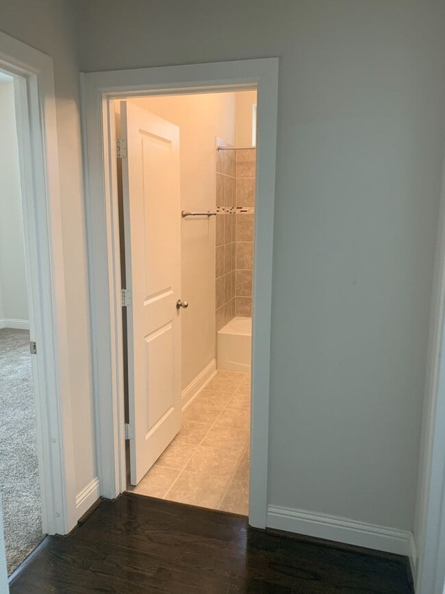 Photo - 217 Lilypad Bend