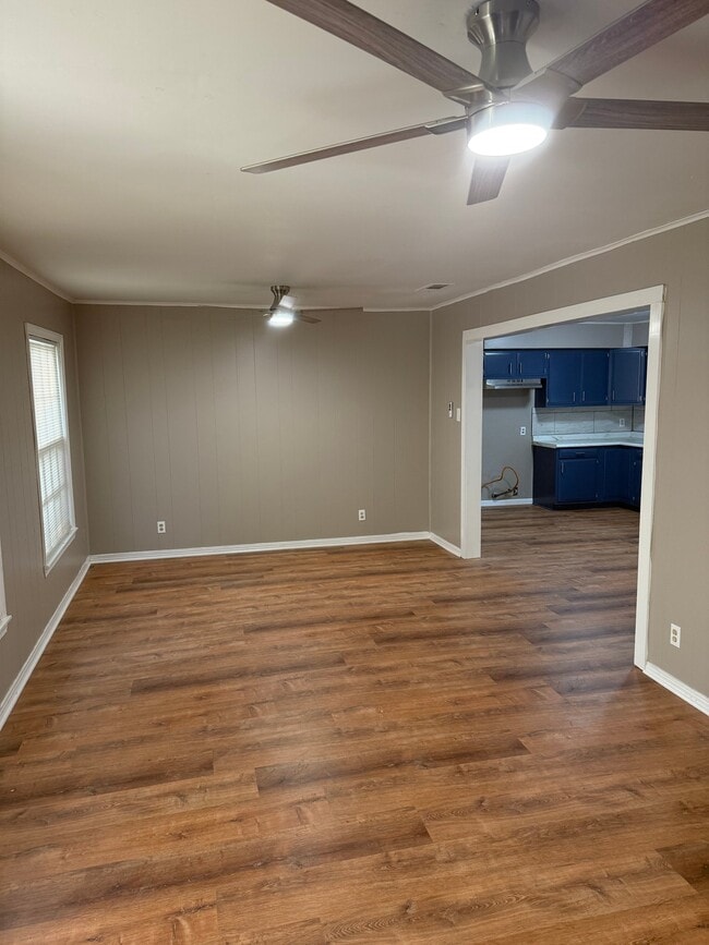 Photo - 1436 Sheppard St