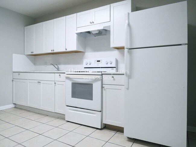 Photo - 2837 W 6th St