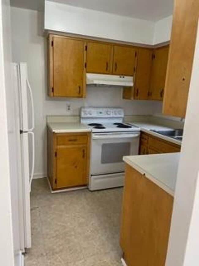 Photo - New Listing! Unidad 2625 Stephenson Avenue SW