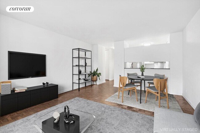 Photo - 145 E 48th St