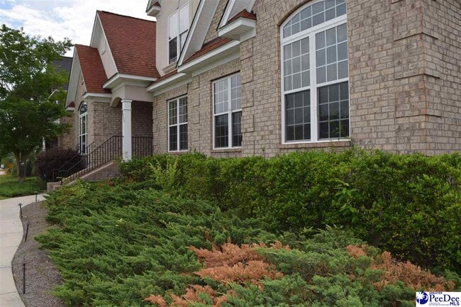 Photo - 3032 Drakeshore Dr