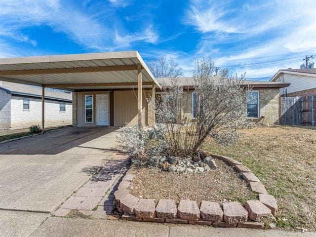 Building Photo - 6924 Richardson Dr