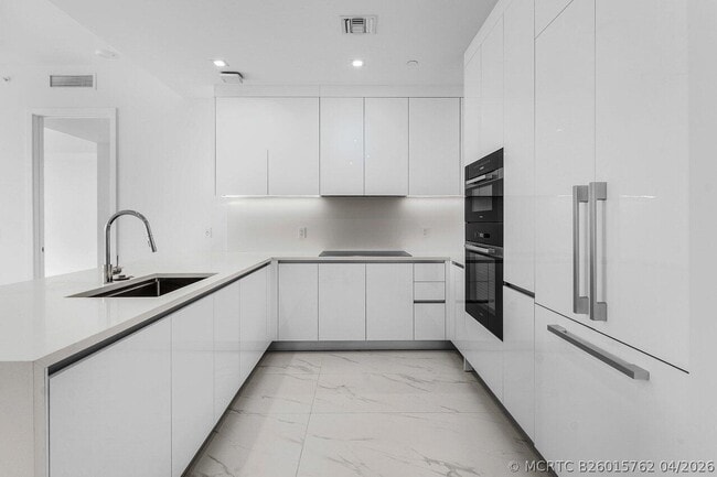 Photo - 220 Lake Shore Dr Unit 1415