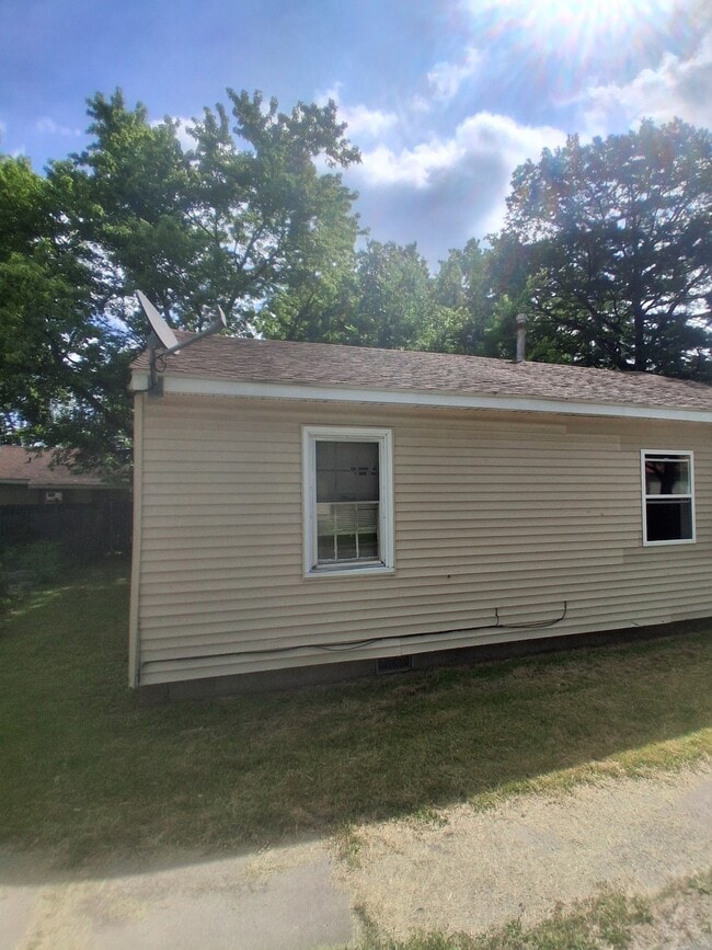 Photo - 11 B Ln