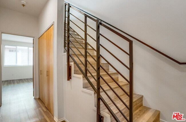 Photo - 11960 Iowa Ave Unidad 10