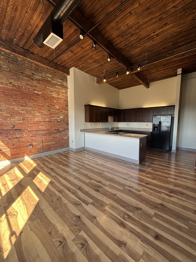Photo - Buckingham Commons Apartments