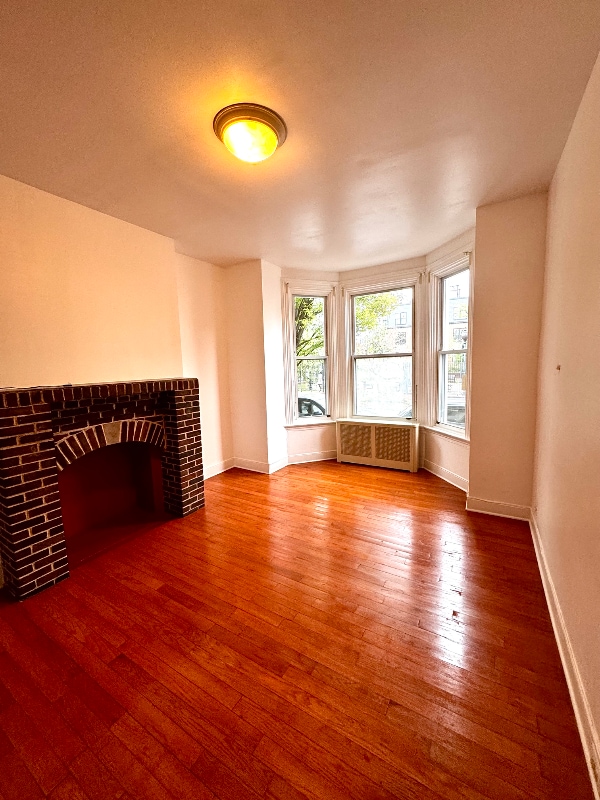 Photo - 936 French St NW