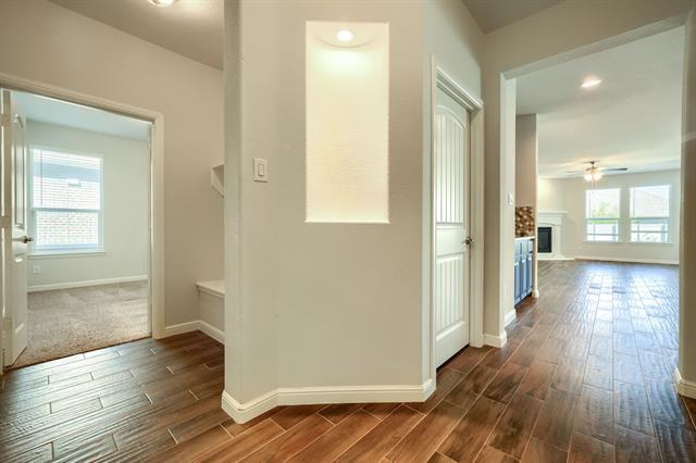 Photo - 936 Meadows Dr