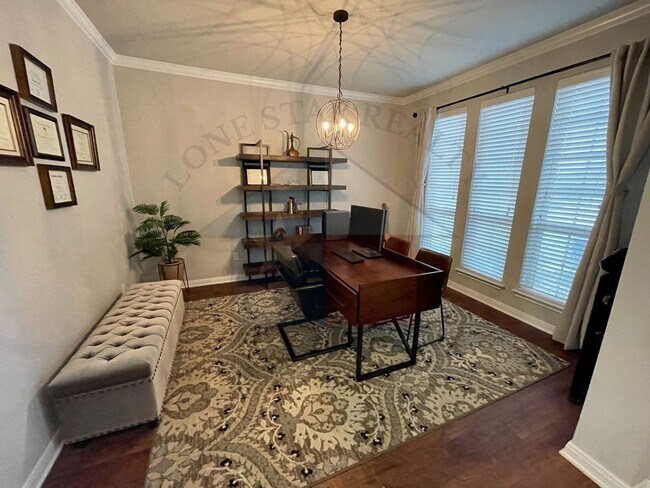 Photo - 1627 Neff Dr