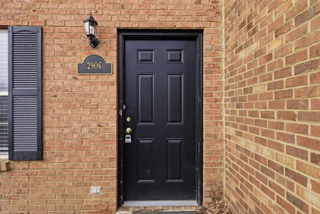 Photo - 2906 Blairdon Cir