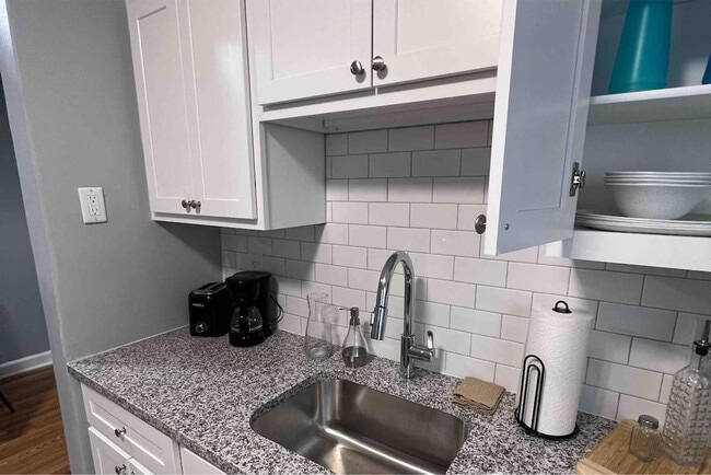 Photo - 7047 Hampton Ave Unidad SI ID1490319P