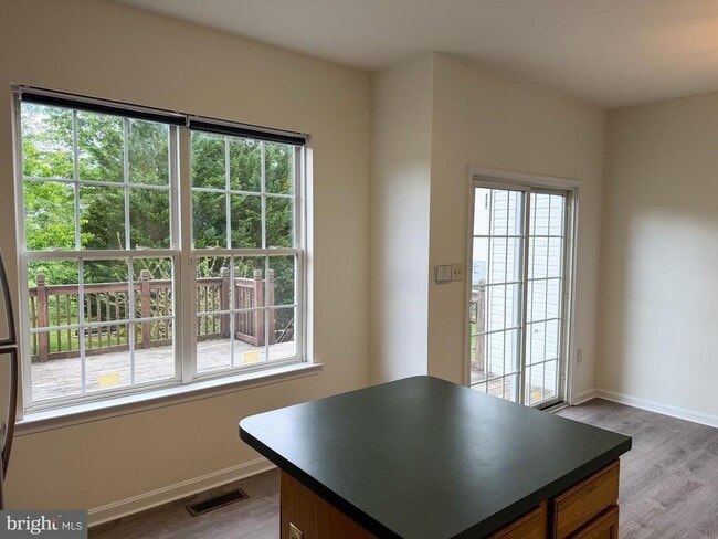 Photo - 99 E Highland Cir