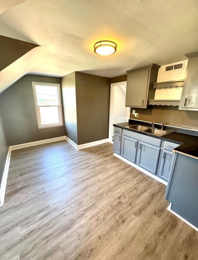 Photo - Sturges Unidad 2 Upstairs