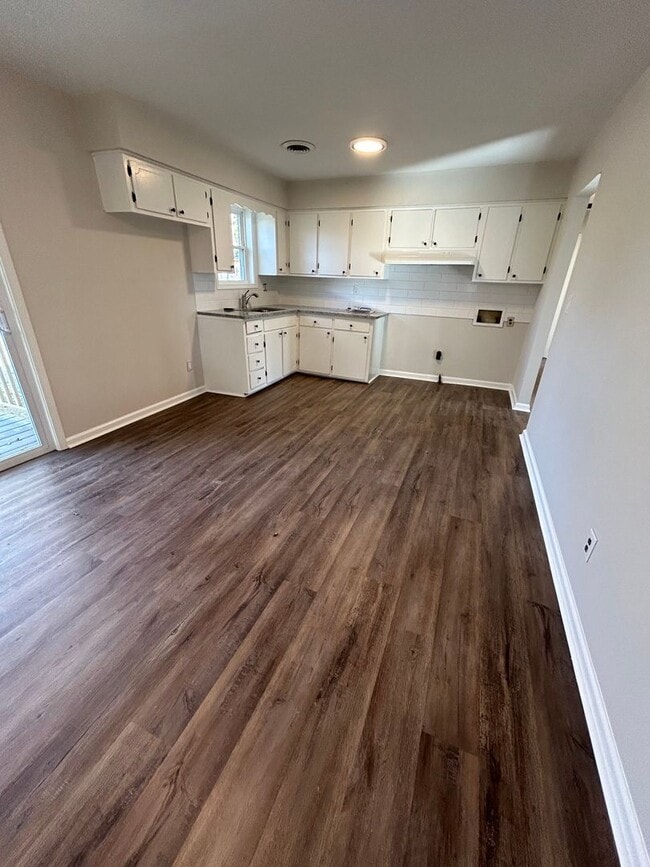 Photo - 115 Tisdale St